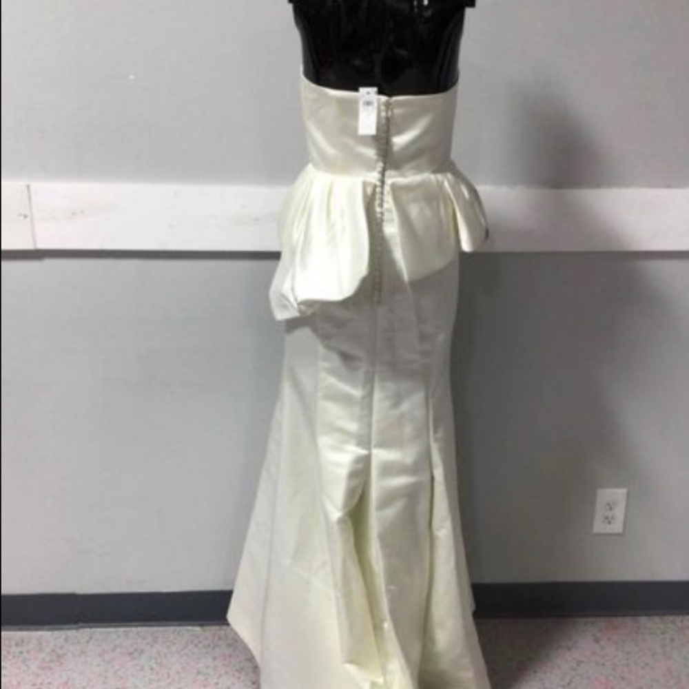 NWT | Ann Taylor Wedding Gown!!! - Picture 3 of 5